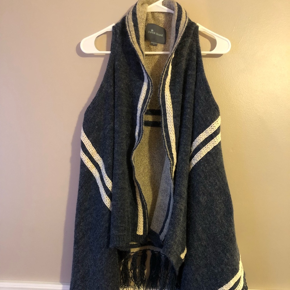 Paper Crane Blue Poncho. Women’s Size M.